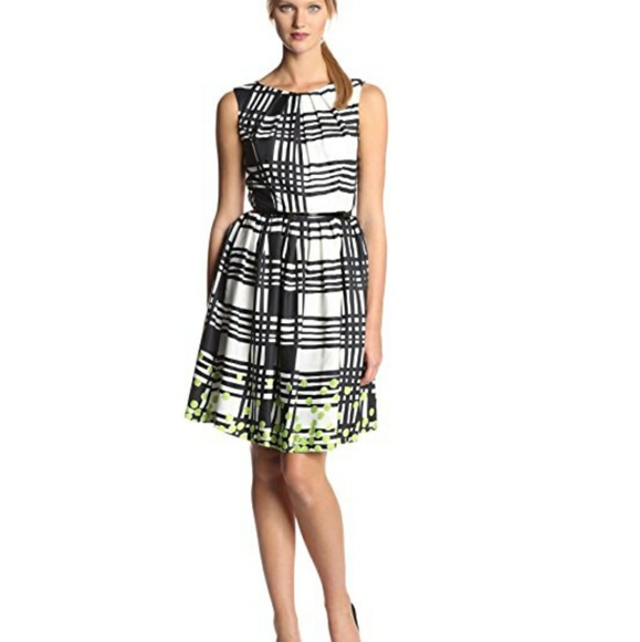 Ellen Tracy Dresses & Skirts - Ellen Tracy dress